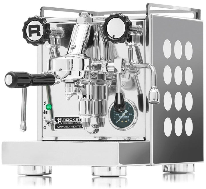 מסלול הבריסטה הביתי ב-349 ₪ לחודש: מכונת אספרסו Rocket Appartamento בצבע לבן וקפה לשנתיים