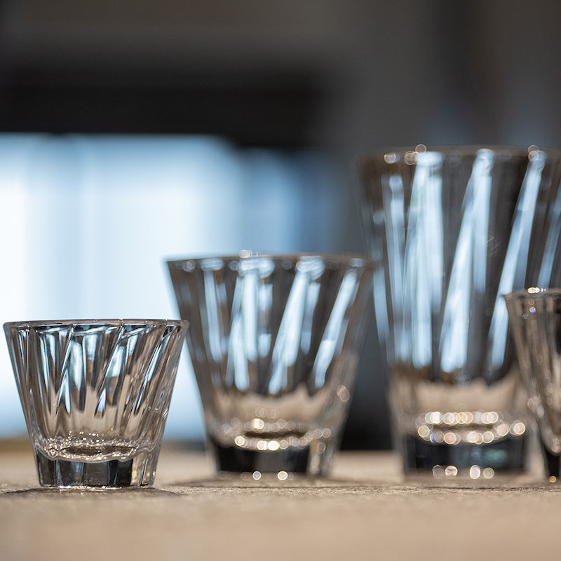 דוגמה של - שישיית כוסות טוויסטד זכוכית שקופה מקולקציית אורבן גלאס - Urban Glass