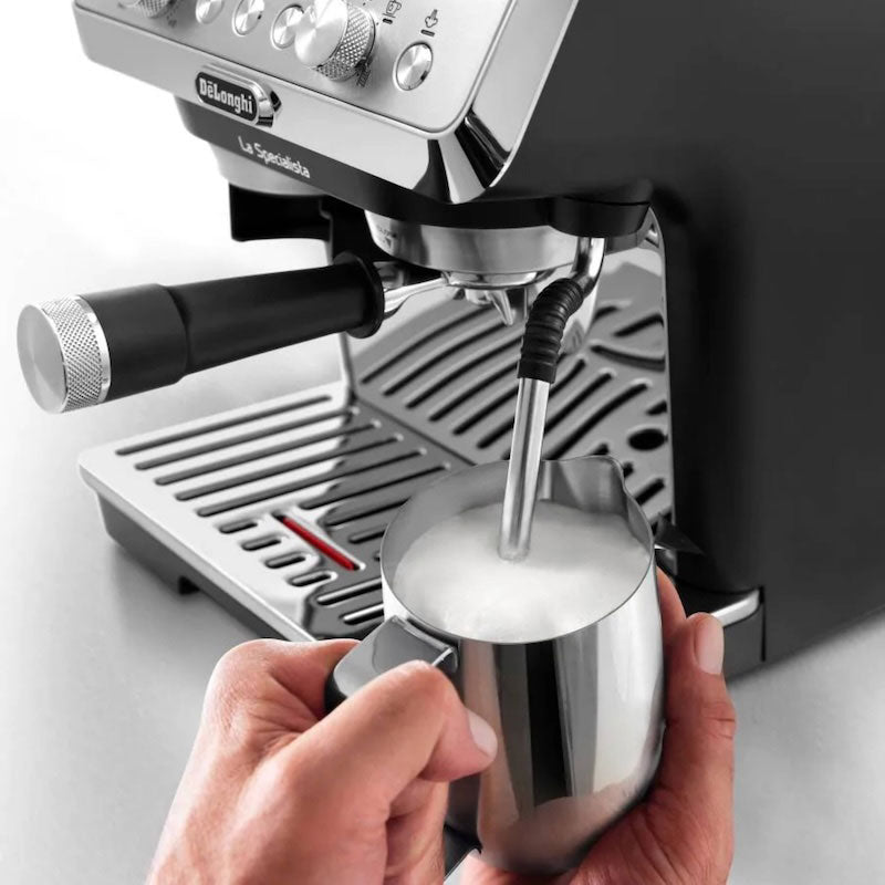 מכונת אספרסו ידנית דלונגי בצבע שחור כסוף - Delonghi La Specialista EC 9155.MB