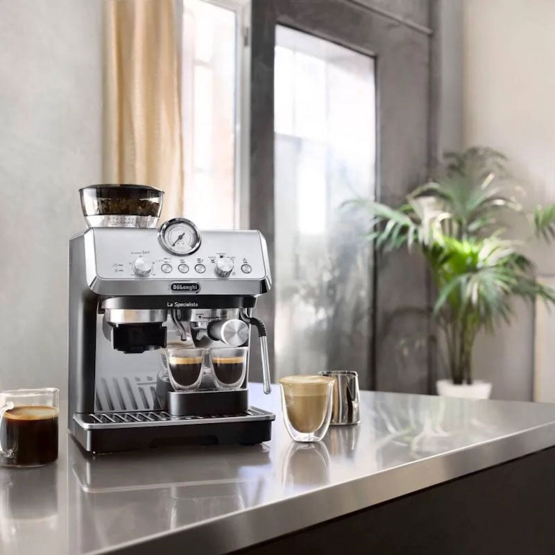מכונת אספרסו ידנית דלונגי בצבע שחור כסוף - Delonghi La Specialista EC 9155.MB