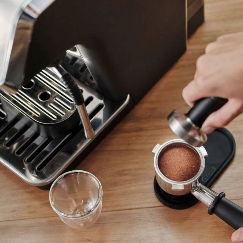 מכונת אספרסו ידנית דלונגי בצבע שחור כסוף - Delonghi La Specialista EC 9155.MB