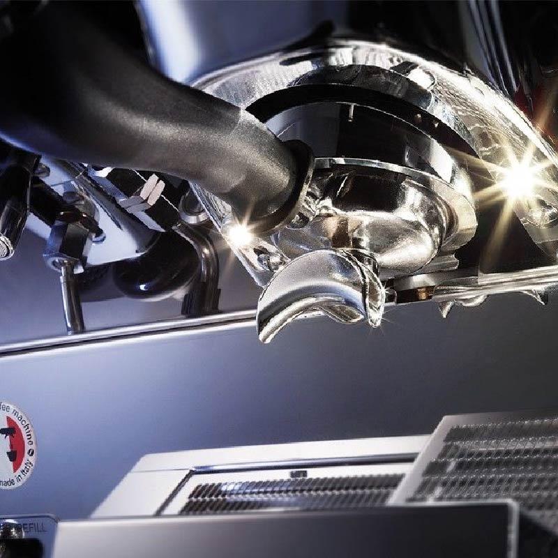 מכונת קפה מקצועית - שלושה ראשים - Aviator 5 by B.F.C